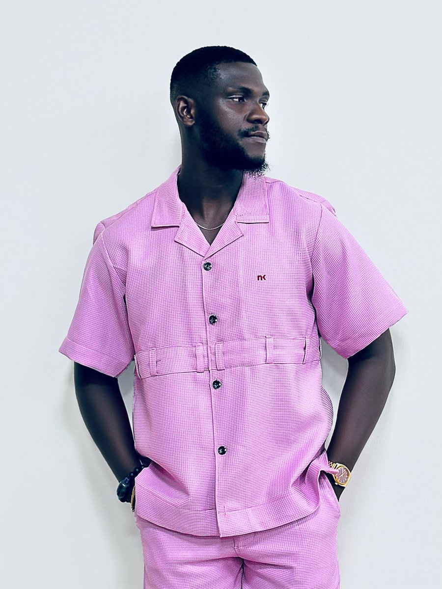 _marcot_gh's tweet image. Cheers to us that push life without rich parents🔱