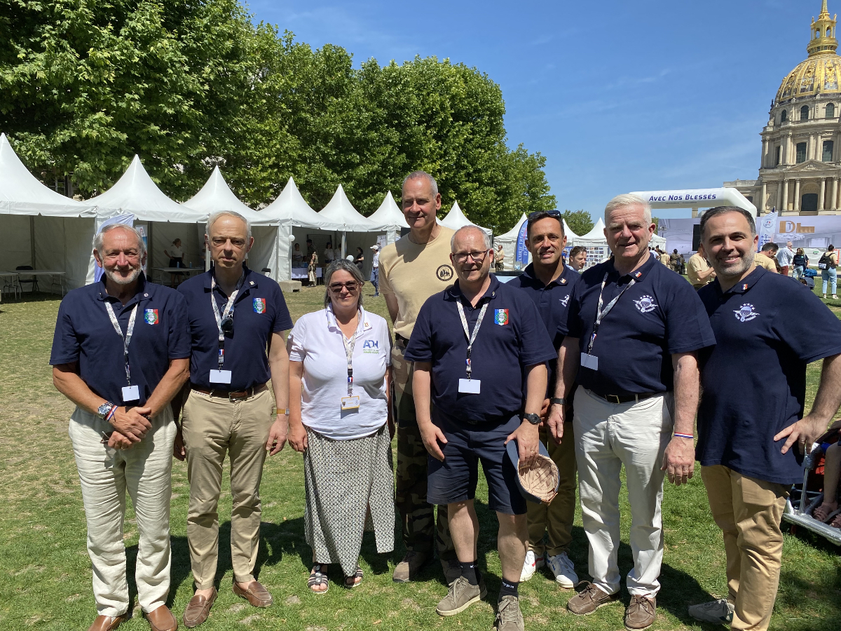 UNC et Soutien Commando, en présence du Chef d'état-major de l'armée de terre.