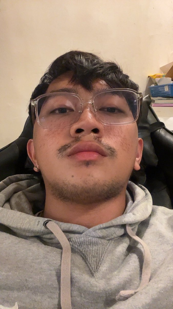 yoitsgabp's tweet photo. #NewProfilePic the mustache looks good on me ig https://t.co/zhStbYkijd