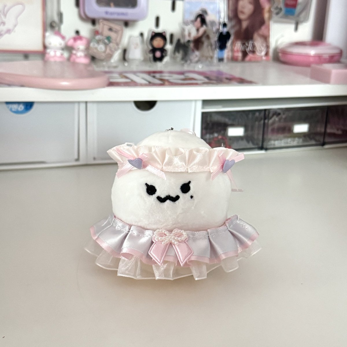 ชุดใหม่หนูค่ะแม่ๆสัญญาได้มั้ยว่าจะไม่ล้อหนูอ้วม5555555555455555555555555555555444555555554444