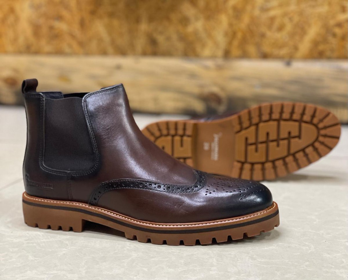 Billionaire Brogue Leather Chelsea Boots.

💰Ksh.5300                      #IkoKiatuKe