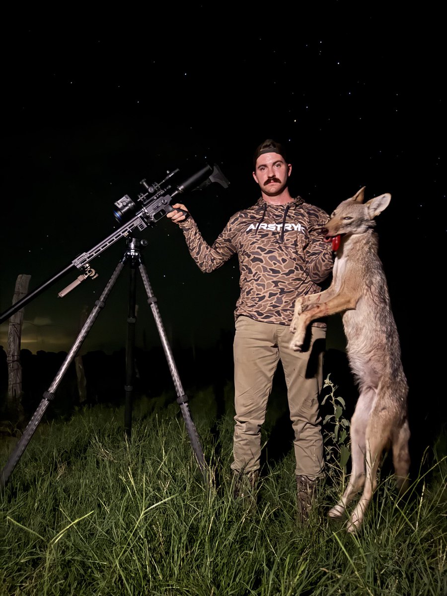 AirStryk_TX's tweet photo. AirStryk on a Yote. #coyote #pulsar #twovets #predatorcontrol #air https://t.co/oAuHQbVctj
