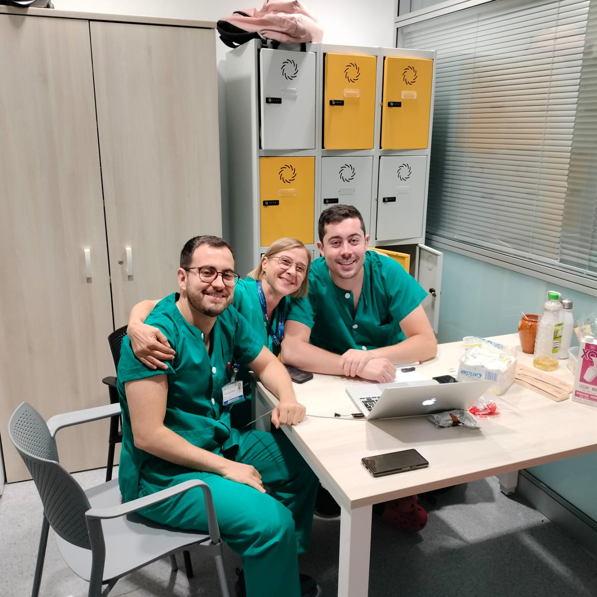 Preparando la sesión de mañana. Trabajando juntos