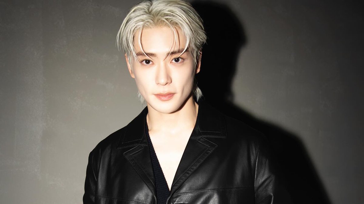 prada x jaehyun 🖤