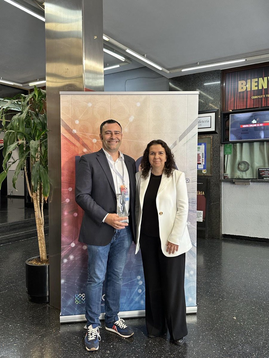 internautas (@internautas) on Twitter photo Nuestro vocal de #ciberseguridad <a href="/psaneme/">Pablo San Emeterio</a> , ha recogido el premio <a href="/ISACAMadrid/">ISACA Madrid Chapter</a> a 'Influencer de Ciberseguridad' por su labor en formación y comunicación sobre ciberseguridad en distintos medios y canales: internautas.org/influencer-de-… Nuestro vocal de #ciberseguridad <a href="/psaneme/">Pablo San Emeterio</a> , ha recogido el premio <a href="/ISACAMadrid/">ISACA Madrid Chapter</a> a 'Influencer de Ciberseguridad' por su labor en formación y comunicación sobre ciberseguridad en distintos medios y canales: internautas.org/influencer-de-…