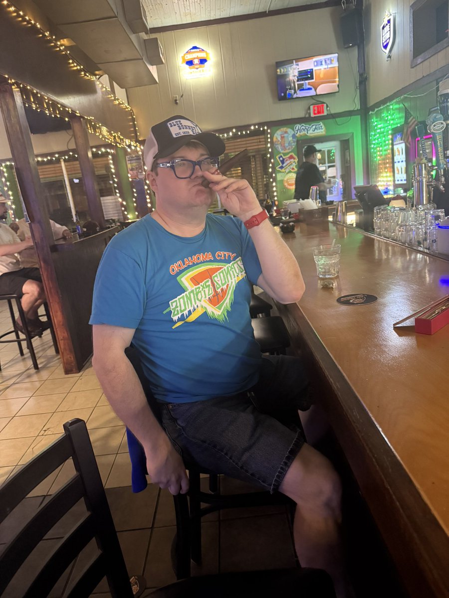 Dusty Baker Thunder Mayfield 🇺🇸 PARODY tweet media