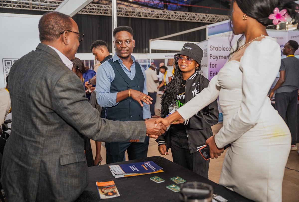 KBCC_01's tweet image. From heated debates to spontaneous brainstorms — the magic of KBCC happened in the in-between moments.
Whether you met your next co-founder or just had your mind blown at lunch, 1,582 attendees turned every corner into a conversation.
What was your favorite unexpected moment…