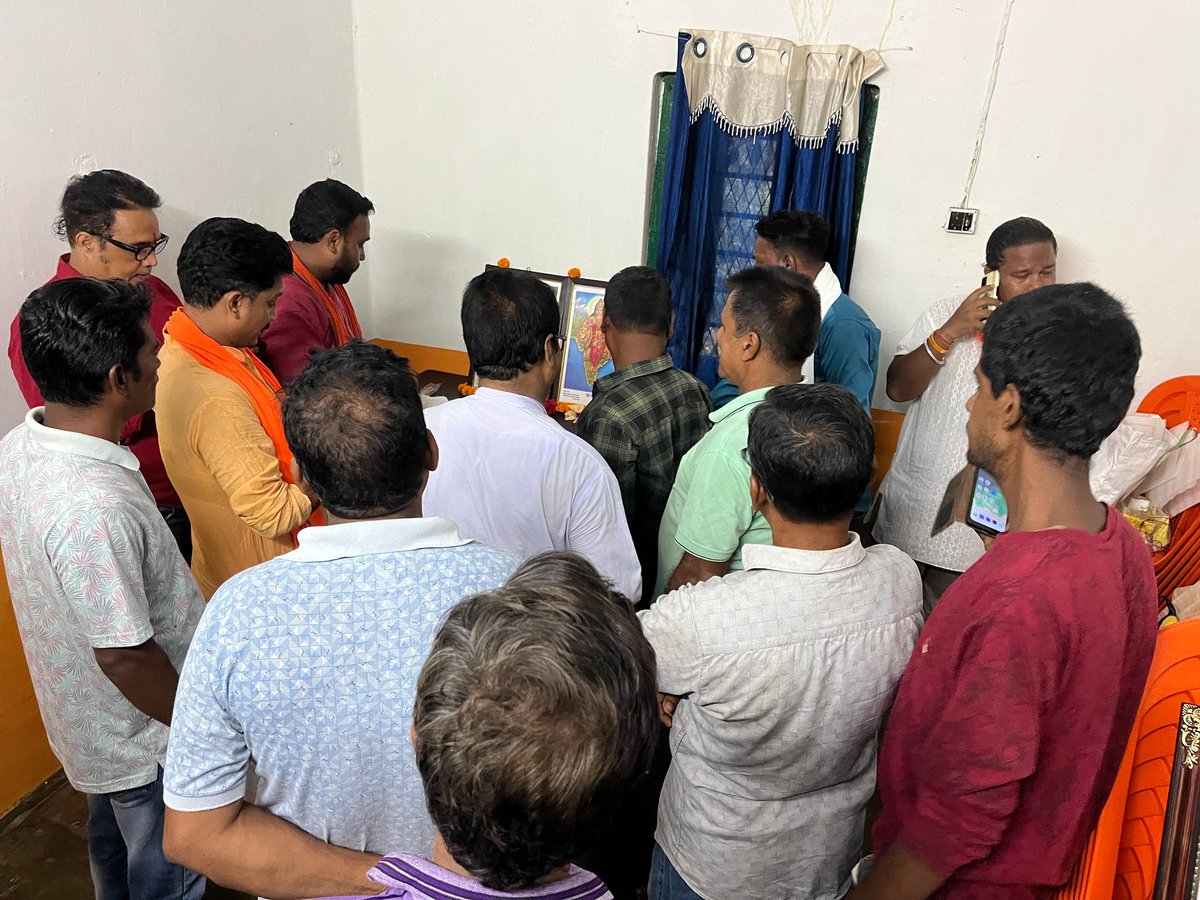 abhijitroy (@_royabhijit) on Twitter photo ভারত মায়ের বীর সন্তান ডঃ শ্যামাপ্রসাদ মুখার্জির বলিদান দিবসে ভারতীয় জনতা পার্টির আসানসোল দক্ষিণ বিধানসভার মন্ডল ১, এর উদ্যোগে রক্তদান শিবির।
#DrSyamaPrasadMukherjee <a href="/narendramodi/">Narendra Modi</a>
<a href="/BJP4Bengal/">BJP West Bengal</a> <a href="/paulagnimitra1/">Agnimitra Paul BJP</a> <a href="/AmitShah/">Amit Shah</a> <a href="/amitmalviya/">Amit Malviya</a> <a href="/JPNadda/">Jagat Prakash Nadda</a> ভারত মায়ের বীর সন্তান ডঃ শ্যামাপ্রসাদ মুখার্জির বলিদান দিবসে ভারতীয় জনতা পার্টির আসানসোল দক্ষিণ বিধানসভার মন্ডল ১, এর উদ্যোগে রক্তদান শিবির।
#DrSyamaPrasadMukherjee <a href="/narendramodi/">Narendra Modi</a>
<a href="/BJP4Bengal/">BJP West Bengal</a> <a href="/paulagnimitra1/">Agnimitra Paul BJP</a> <a href="/AmitShah/">Amit Shah</a> <a href="/amitmalviya/">Amit Malviya</a> <a href="/JPNadda/">Jagat Prakash Nadda</a>