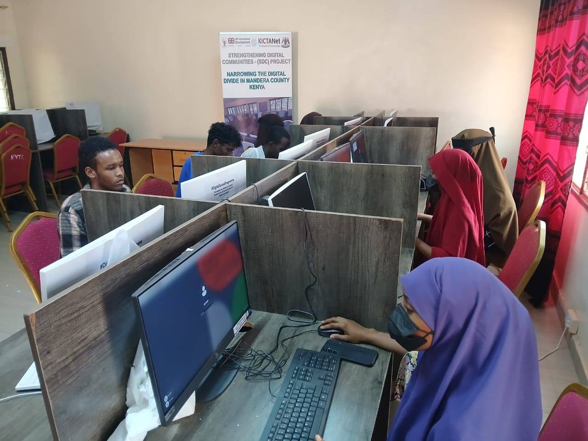 KICTANet's tweet image. 🚨 Kenya’s Tech Dream: Unmet Promises of Digital Access 🚨
Despite big ambitions, many Kenyans face barriers to reliable, affordable internet and digital skills. What’s holding us back, and what will it take to bridge the gap? #DigitalAccessProgramme peopledaily.digital/insights/kenya…