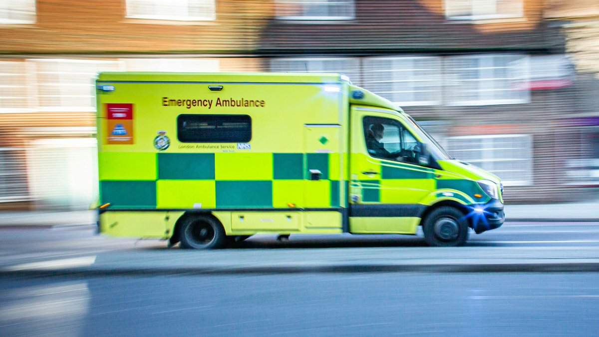 NIHRTechEvalHRC's tweet image. In collaboration with @ResearchStroke, we have helped @UpfrontDx secure £500,000 from @sbrihealthcare
The funding will be used to collect real-world evidence on their technology for detecting severe stroke.
Find out more: buff.ly/1RTlcGz