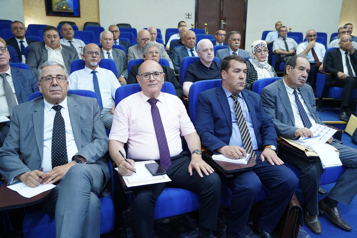 الإجتماع التنسيقي الذي ترأسه السيد وزير التعليم العالي والبحث العلمي univ-tebessa.dz/arab/14990/