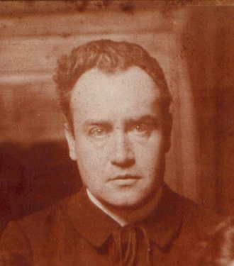 Morrissey is obviously a reincarnated ‘Roman Citizen’ like Alfred Schuler of the Munich Cosmic Circle