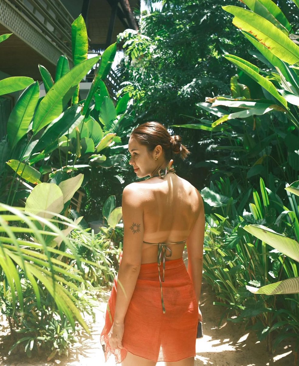 ang ganda ng build ni vanie 🥹
