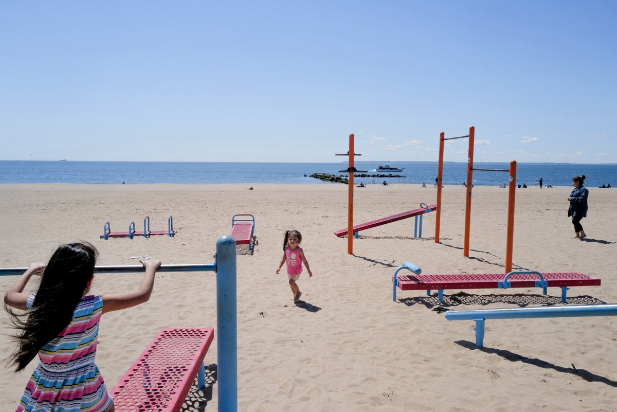 cedric__roux's tweet image. Dump Coney Island