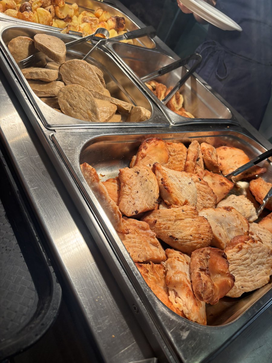 There’s nothing quite like a classic Sunday roast dinner after a morning of PGL adventures! #PGL #SundayRoast