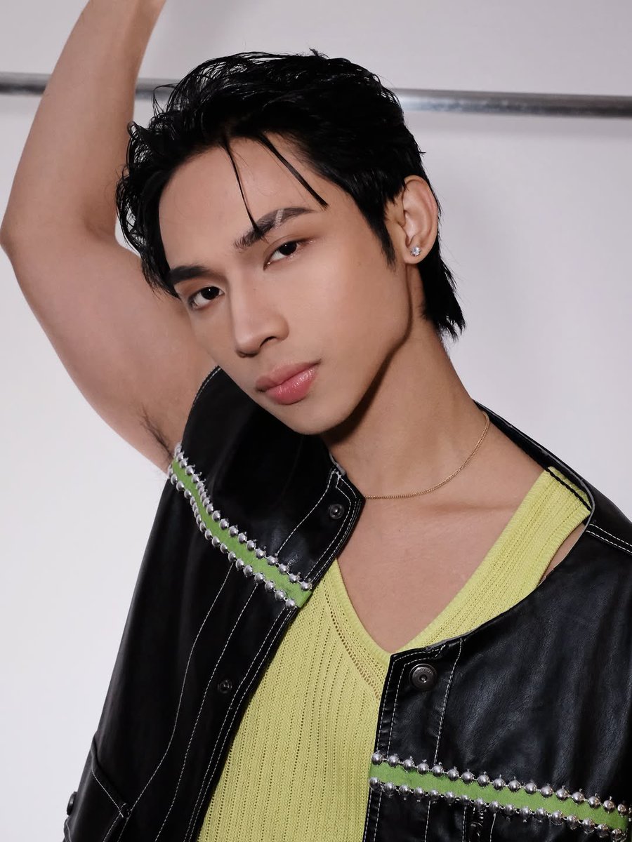 NAGILIW's tweet photo. [📸] 250623

Minagi seseneng ini soalnya emang make up nya secakep itu buat acara semalem! 😭 Liat Koh Tan yang satu ini! ❤️

#ALAMAT #ALAMAT_Taneo

ALAMAT AT IAM WORLDWIDE
#ALAMATatIAM
#IAMWorldwide https://t.co/WAJze5pM0n