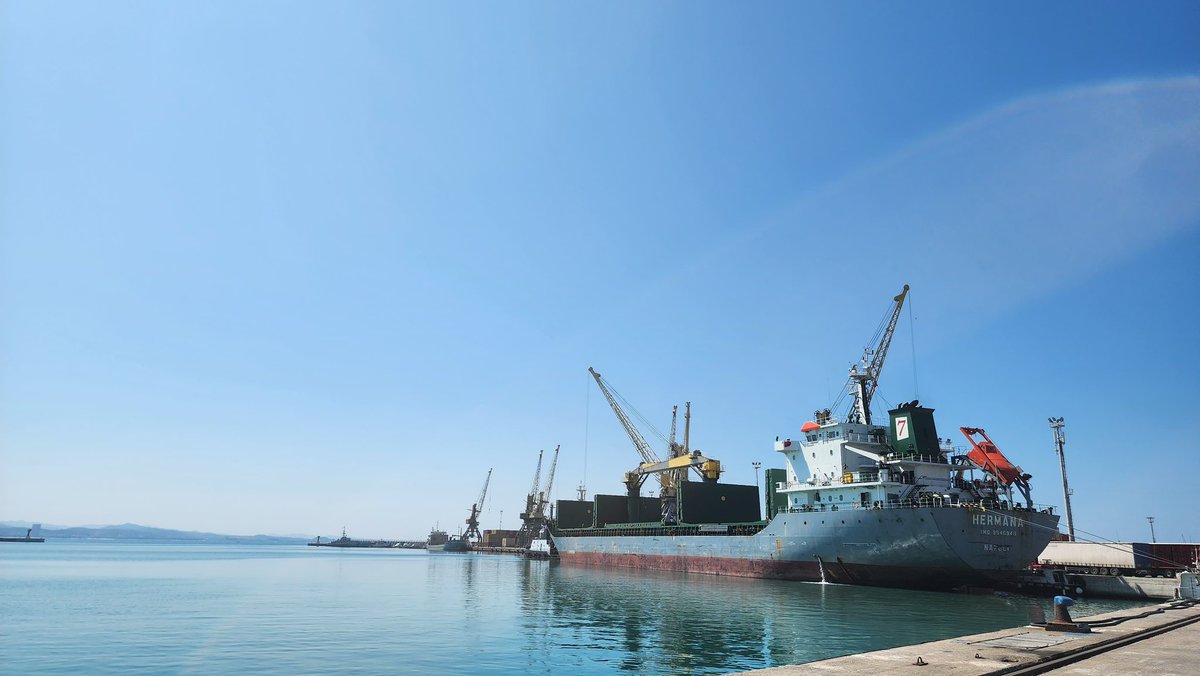 Port of Durrës tweet media