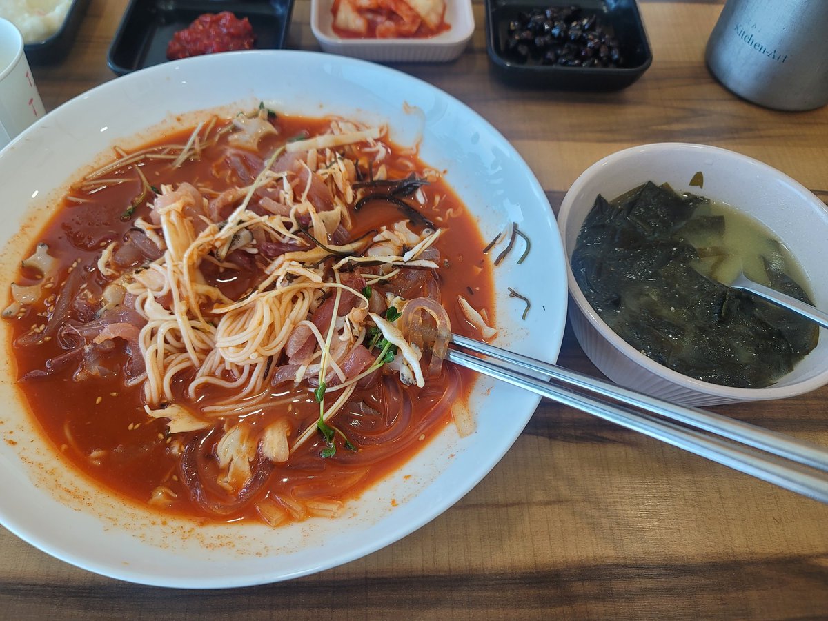 더운 여름 아내와 급 드라이브
강릉가면 물회 한그릇은 국룰이쥬ㅎ