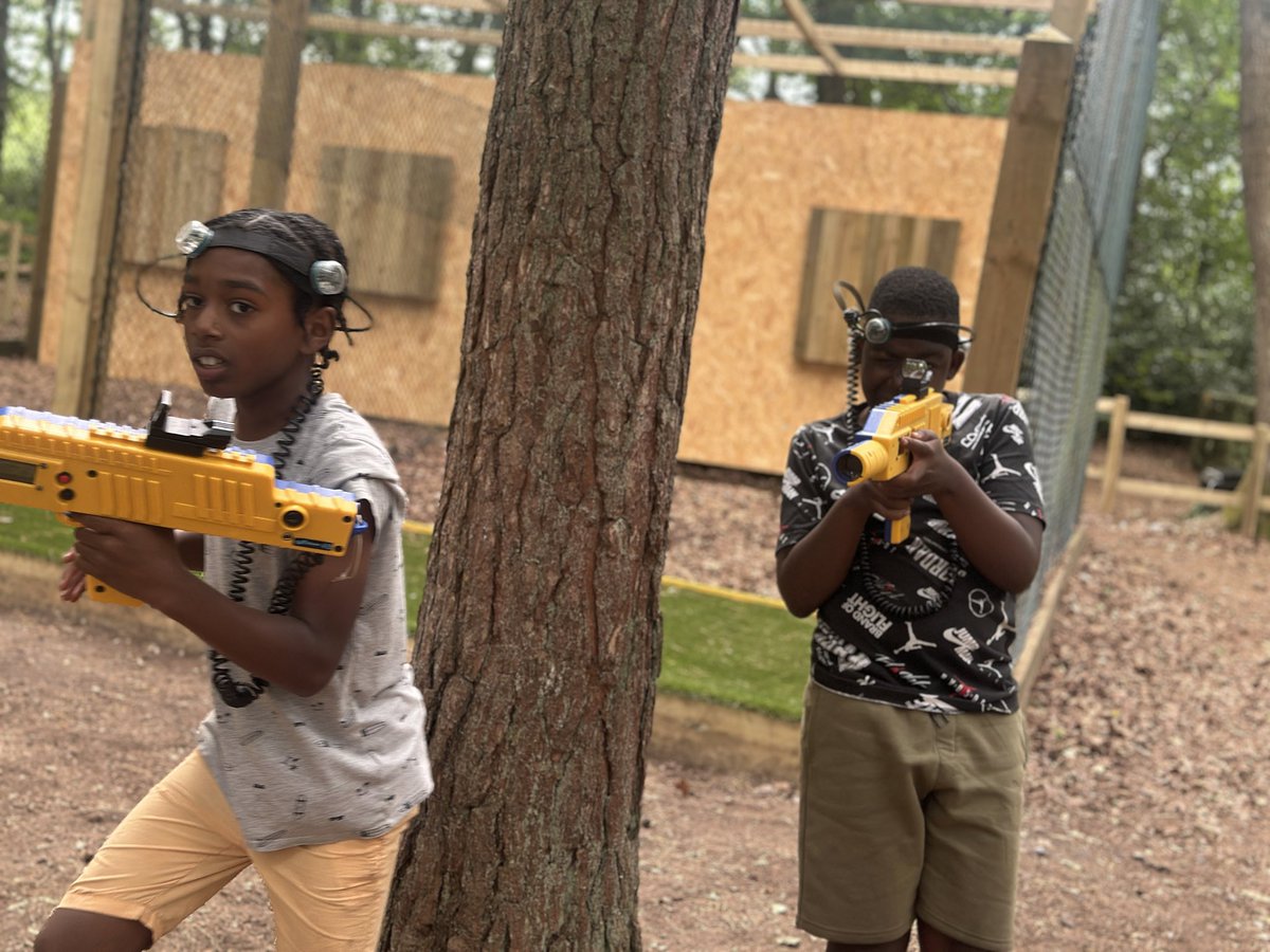 ApplegarthAc's tweet photo. Laser tag - better not slow down, blue vs red… game on! #runrunrun #competitivegames @thesteptrust https://t.co/Er0P8UIQdD