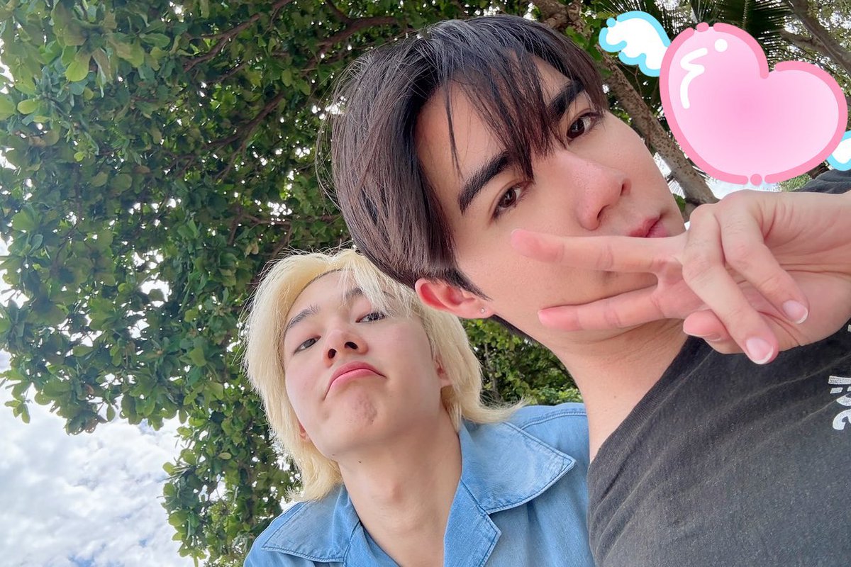 MButtisa's tweet photo. หวานมากๆๆๆๆๆ เที่ยวให้สนุกน๊าาา
#ZeeNuNew
@zee_pruk @CwrNew 
#ZeePruk   #NuNew https://t.co/G0JeWZTRnP