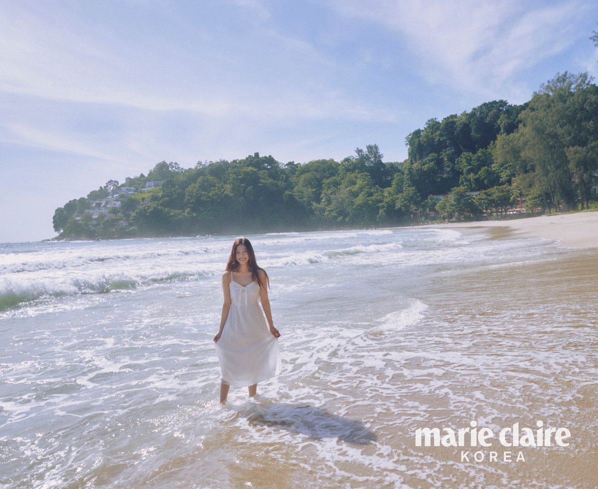 𝗝𝗢𝗬 𝘅 𝗠𝗮𝗿𝗶𝗲 𝗖𝗹𝗮𝗶𝗿𝗲 𝗞𝗼𝗿𝗲𝗮 💚

#JOY #조이
#RedVelvet #레드벨벳
#MarieClaireKorea