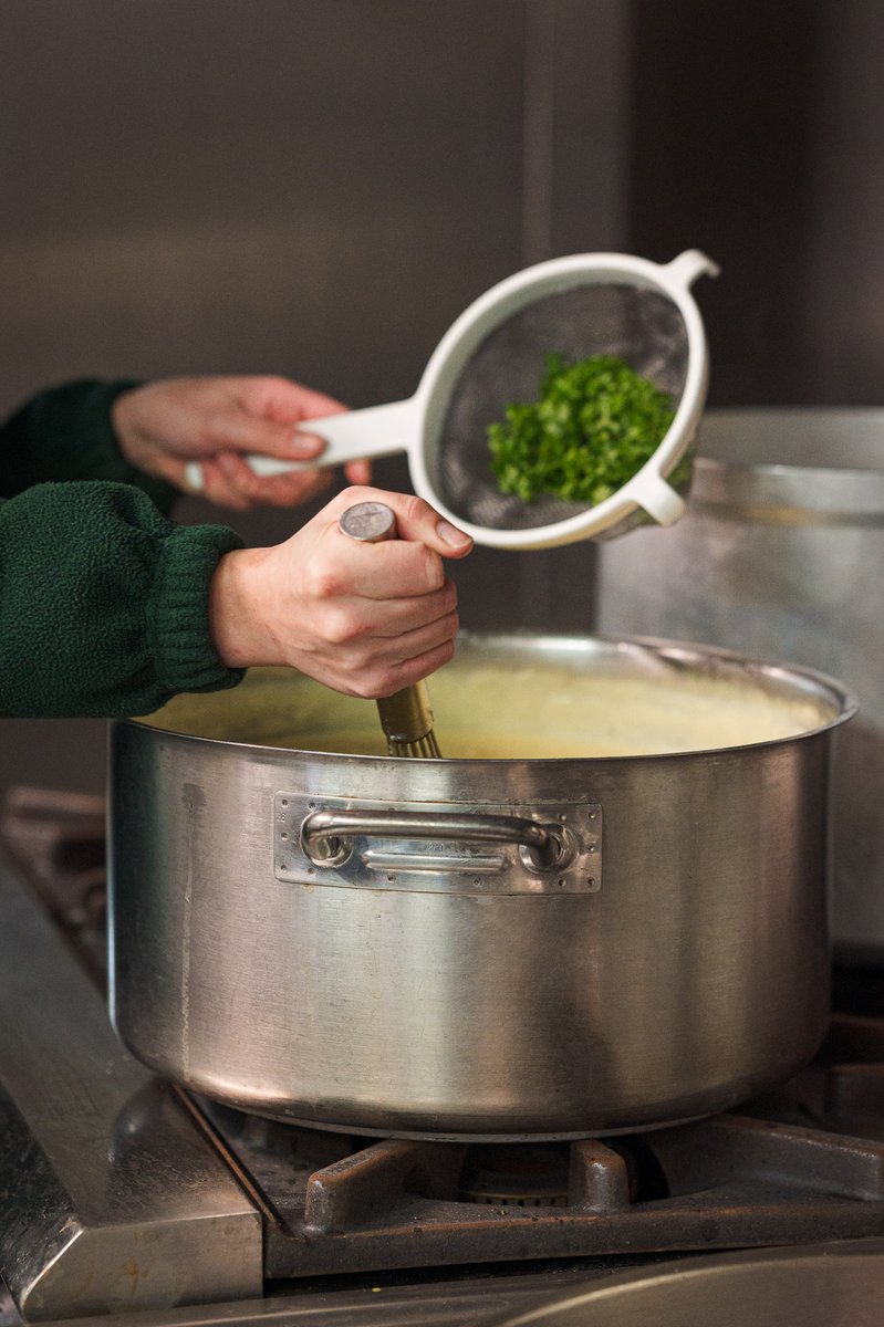 🍽️ What’s for lunch this week?
Why not take a look at our menu—updated every week! 🥦

👉 Check it out here:
thefarmkitchen.com/2022/04/25/thi…

From hearty classics to healthy twists kids love, we’re serving up meals made with care—and packed with goodness! 💚

#SchoolMeals #WeeklyMenu