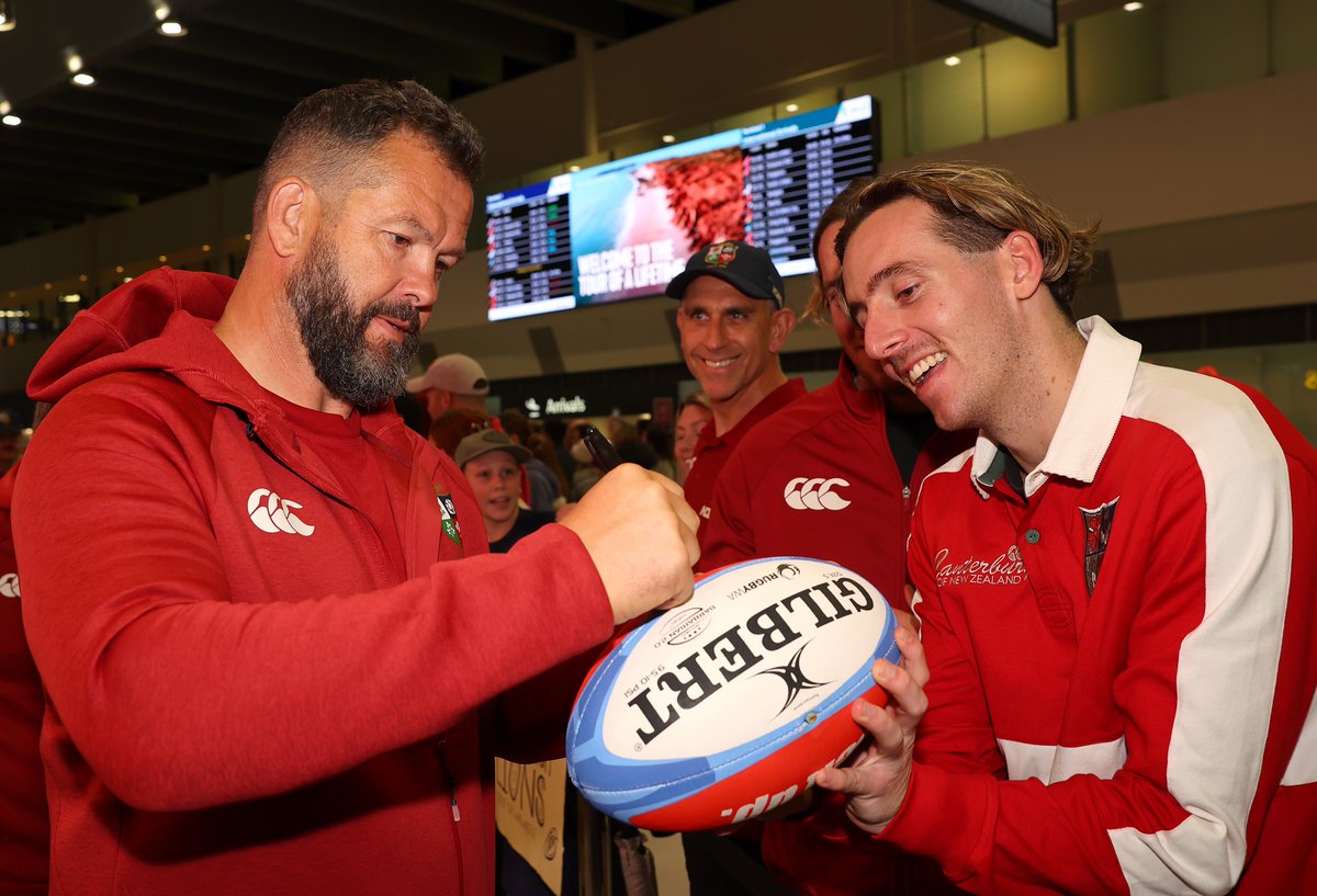 Touchdown in Perth 📍

<a href="/lionsofficial/">British & Irish Lions</a> are in Australia 🇦🇺

#PremRugby
