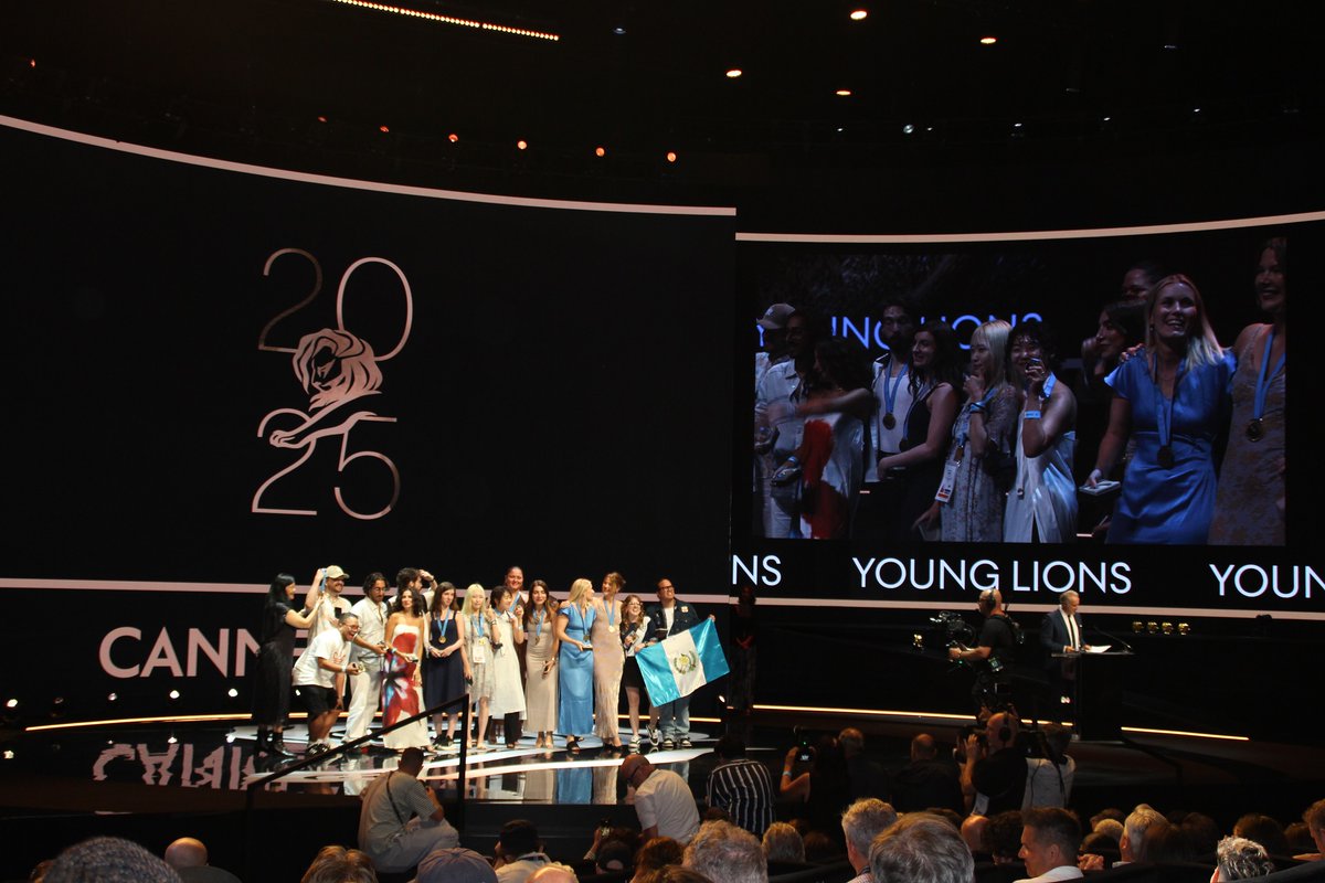 Cheil Worldwide (@cheil_worldwide) on Twitter photo Congratulations to our creative duo Subin Oh and Sunmi Park on winning Young Lions Gold in Digital <a href="/Cannes_Lions/">LIONS | The Home of Creativity</a>!
Their win serves as an inspiration for everyone here at Cheil and beyond, proving that impactful creativity knows no bounds by age or experience level! Congratulations to our creative duo Subin Oh and Sunmi Park on winning Young Lions Gold in Digital <a href="/Cannes_Lions/">LIONS | The Home of Creativity</a>!
Their win serves as an inspiration for everyone here at Cheil and beyond, proving that impactful creativity knows no bounds by age or experience level!