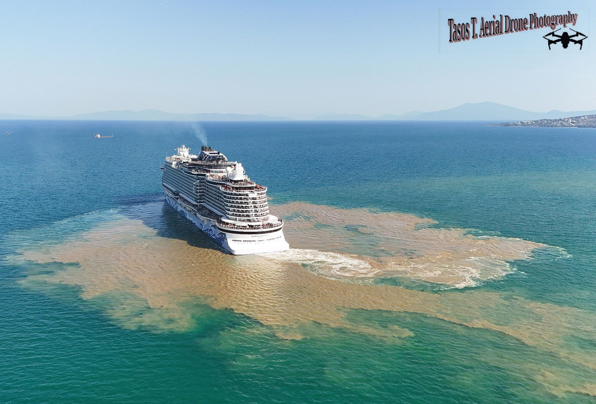 Crew Center tweet media