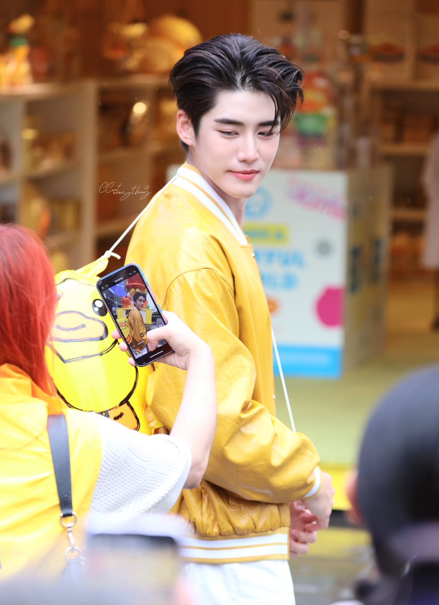 7

LENG WITH BDUCK

#BduckxLeng
#LengThanaphon