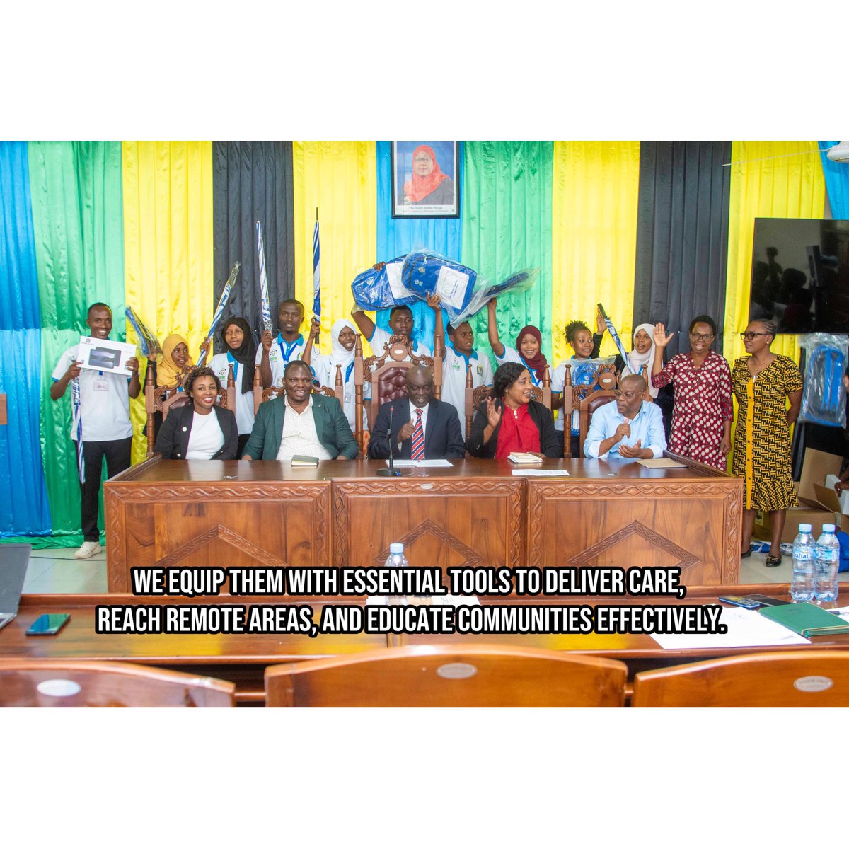 MkapaFoundation's tweet photo. 🪺Strong communities start with empowered health workers🪺
We train and equip Community Health Workers to prevent disease, save lives, and bring quality care closer to home. 💚
@Irish_Aid
#hopetotheunderserved https://t.co/gdiiIgYF7b
