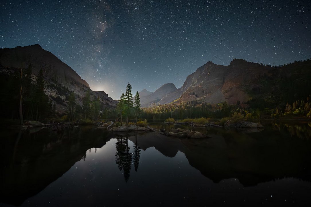 When you slow down, you see more.

It’s not about being slow all the time.

But when you deliberately reduce speed - even just in movement or breath - new things come into view.

Stress narrows focus. Stillness expands it.