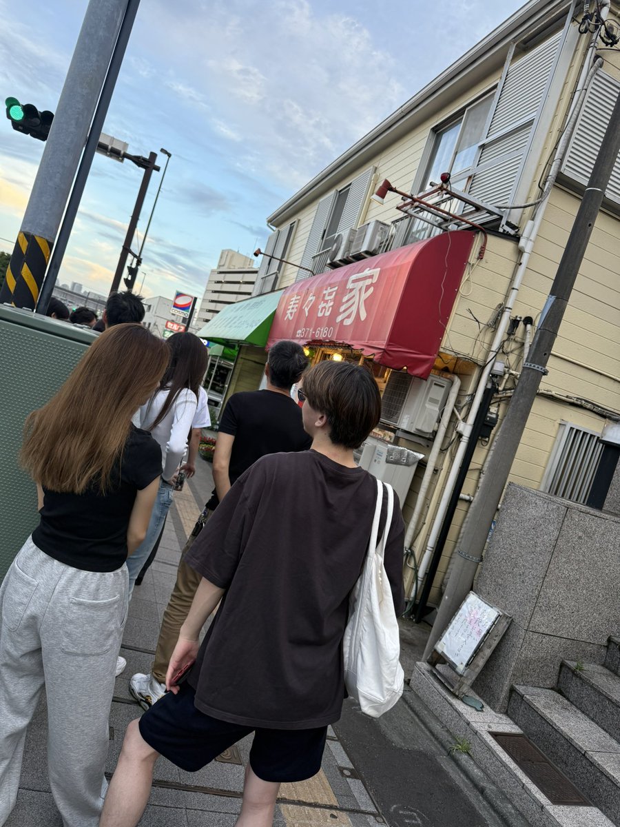ラーメン食べに横浜来ました😎
