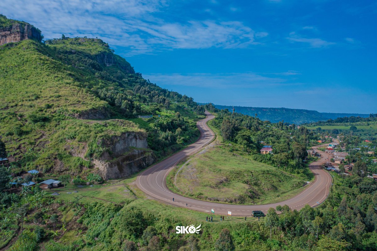 dickson_siko's tweet image. This is Uganda 🇺🇬, can you guess the location? #SikoIsHere #DronesForGood #visituganda #Exploreuganda 
@ExploreUganda @MoWT_Uganda @MTWAUganda 
📸@SikoConsultsLtd