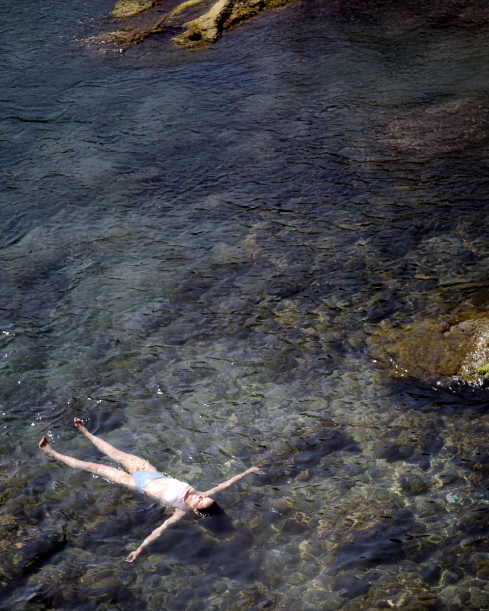 Ya podemos decir bien alto 🔊 que tenemos aquí el verano ☀️. Y seguro que guardas buen recuerdo de los sitios donde lo has disfrutado antes. Pero cuando conoces el de la Región de Murcia 🌞, cargado de Felicidad de la Buena 😊, entonces sí, creas EL RECUERDO 🥰 para el resto de