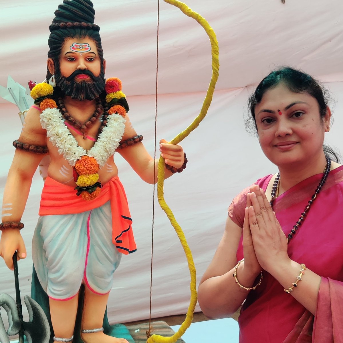 lathamurthy's tweet photo. #NewProfilePic https://t.co/23n3sQlWn0