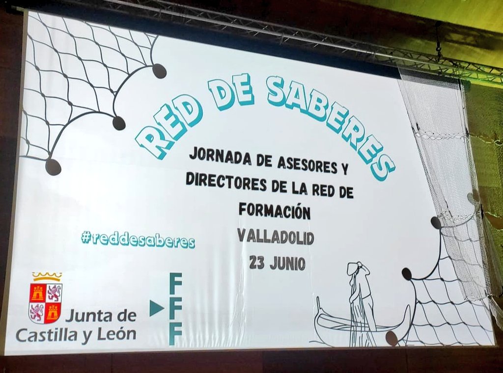 Comienza la Jornada de la Red de Formación <a href="/educacyl/">Educación JCyL</a> con la intervención de D. Luis Domingo González. Inauguramos con la ponencia de D.ª Gloria Soler Burqués: 'La importancia de la formación del profesorado para promover las competencias del docente y el alumnado'. 
#formaciónCyL