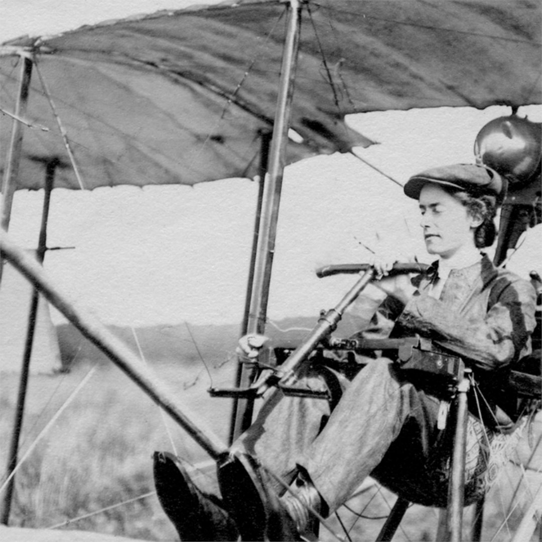 ConnectNI's tweet image. On #INWED25, meet Lilian Bland, the Co. Antrim legend who built & flew her own plane in 1910 (while smoking a pipe, no less). First woman in the world to do it. No big deal. ✈️She didn’t just break barriers she flew over them. #WomenInEngineering