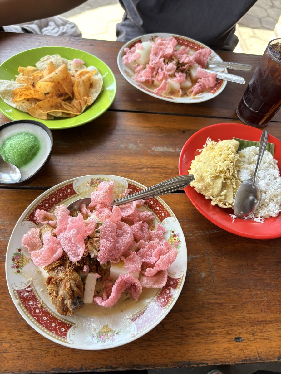 tttaaayyyyyyy's tweet photo. Nyari duit abisnya buat makan 👌 https://t.co/HO7yDYSIbq