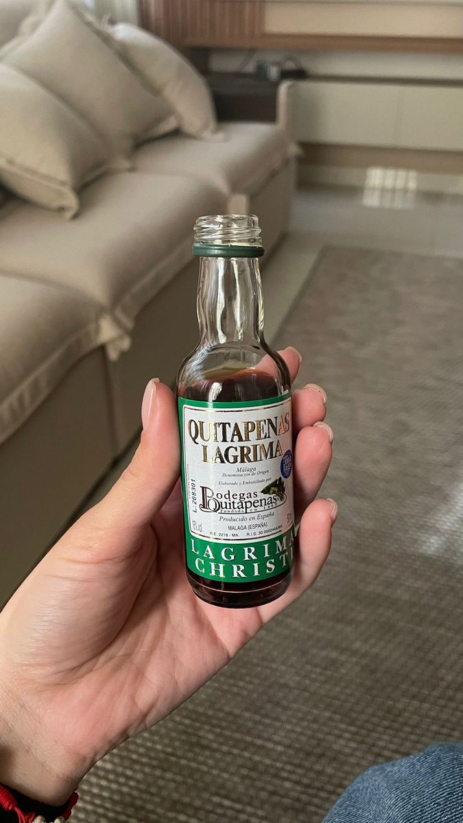 Empezando bien el Lunes 😄😉

#Malaga #quitapenas #vinodulce