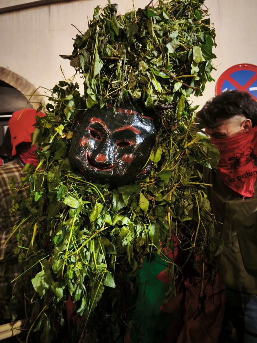 1a Patum, avui estic baldat, però és espectacular