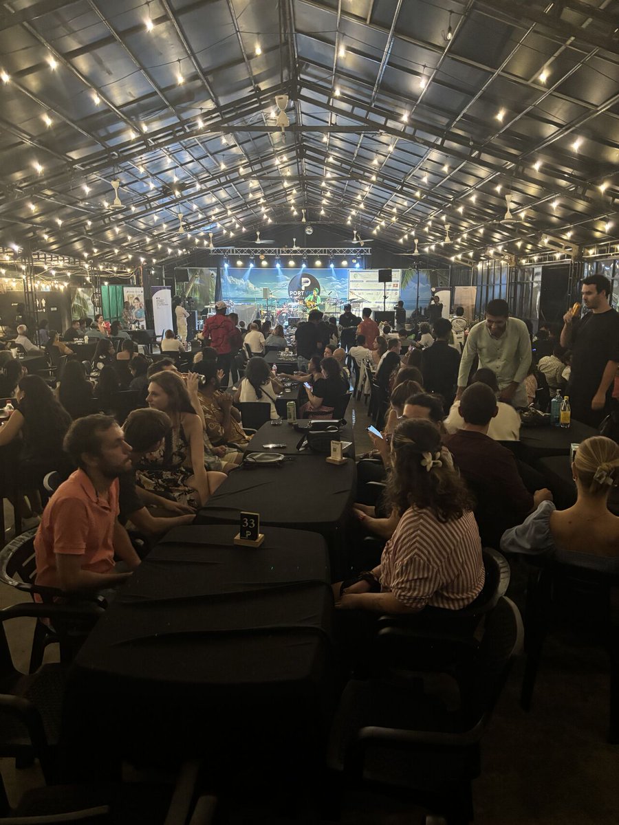 It's a wrap! we had a full house on Saturday 21/6 for the #FeteDeLaMusique2025 in Colombo at Port view restaurant ! 🎸🎶
The audience enjoyed the  blues-inspired style and evocative lyrics of 🇫🇷 singer Anaïs Rosso  followed by the 🇱🇰 group Funk Island, &amp; DJ Tha Youngest 🇫🇷🇱🇰🎼.