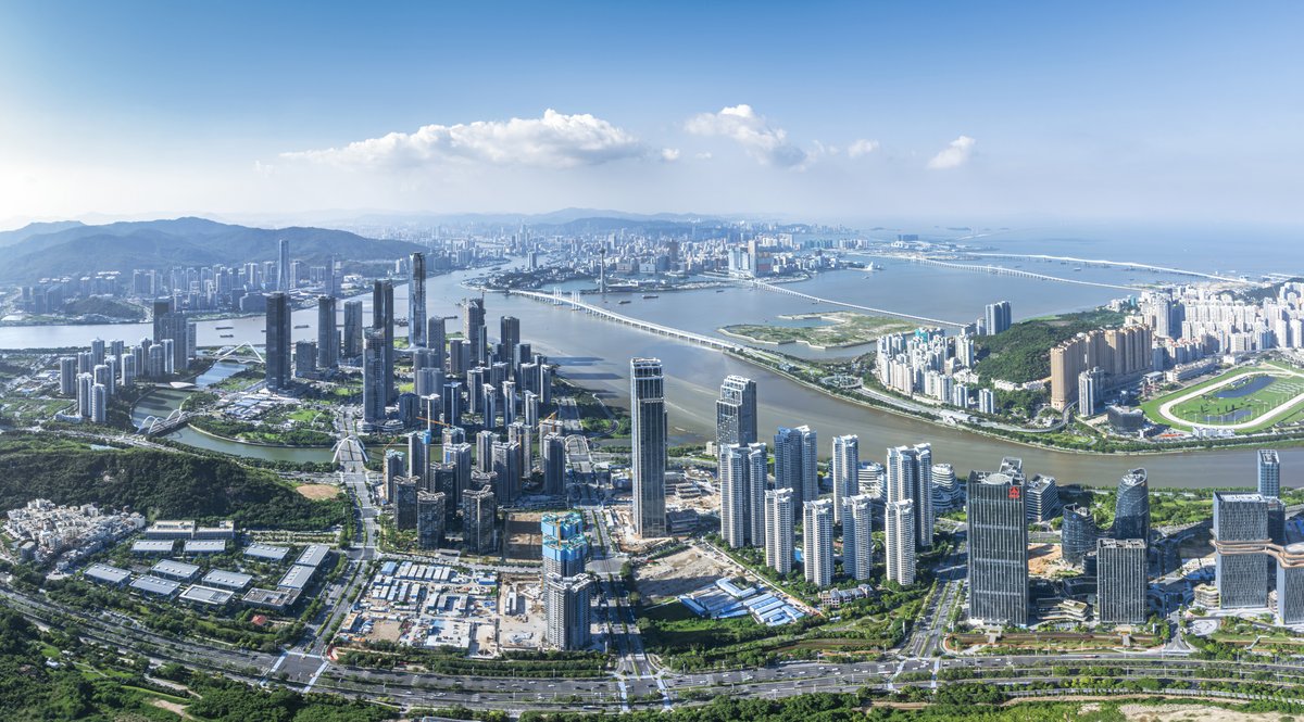 On June 19, #Guangzhou hosted a game-changing event🕹️ – the Conference for Economic and Trade Cooperation between the #PearlRiverDelta and #Guangdong's eastern, western, and northern regions.🤝🤝

Result?👏 661 projects inked deals worth 302.2 billion yuan ($42.05 billion), with