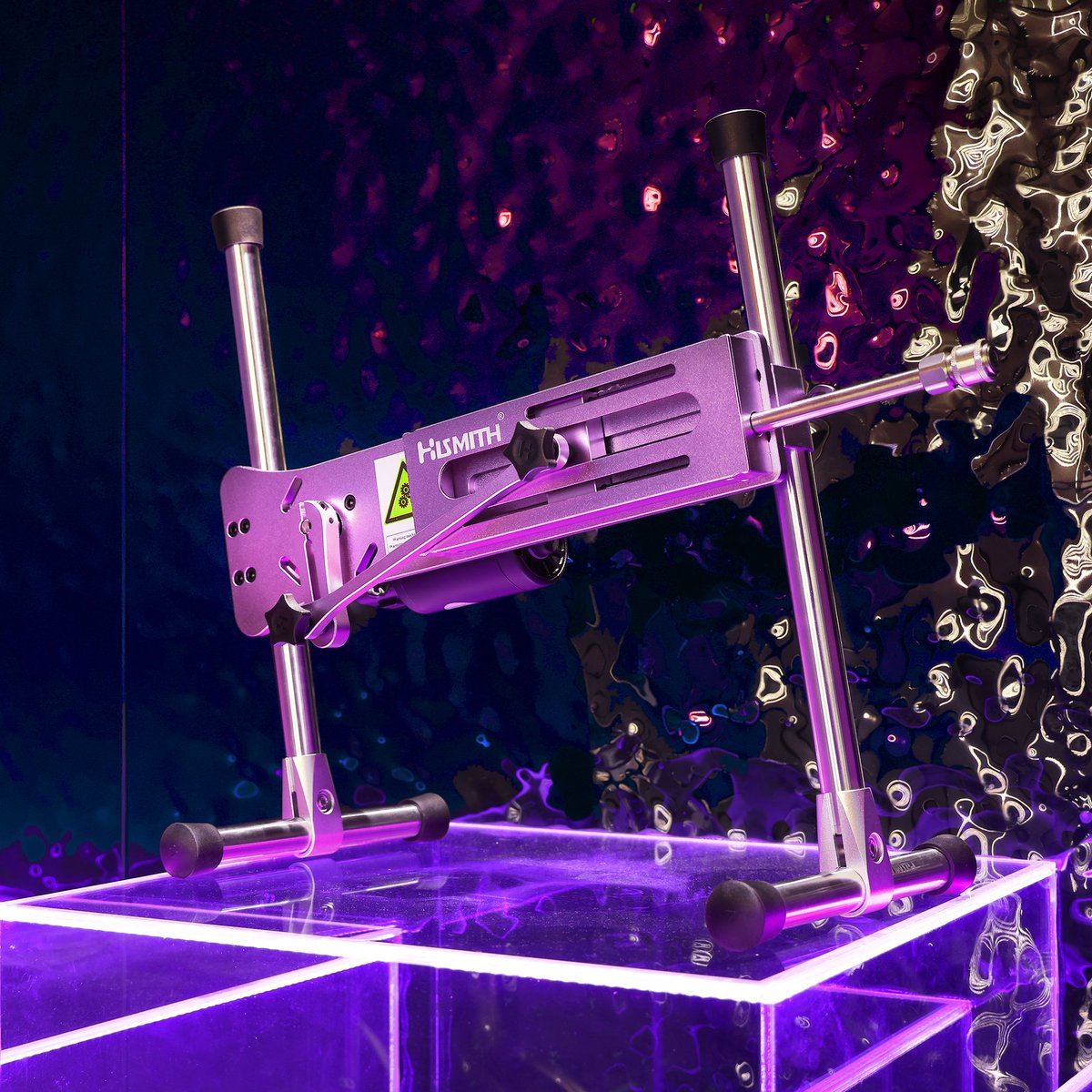 🎉 Check out this Hismith dazzler, shining like a gem and stealing the spotlight with epic swagger! #Hismith