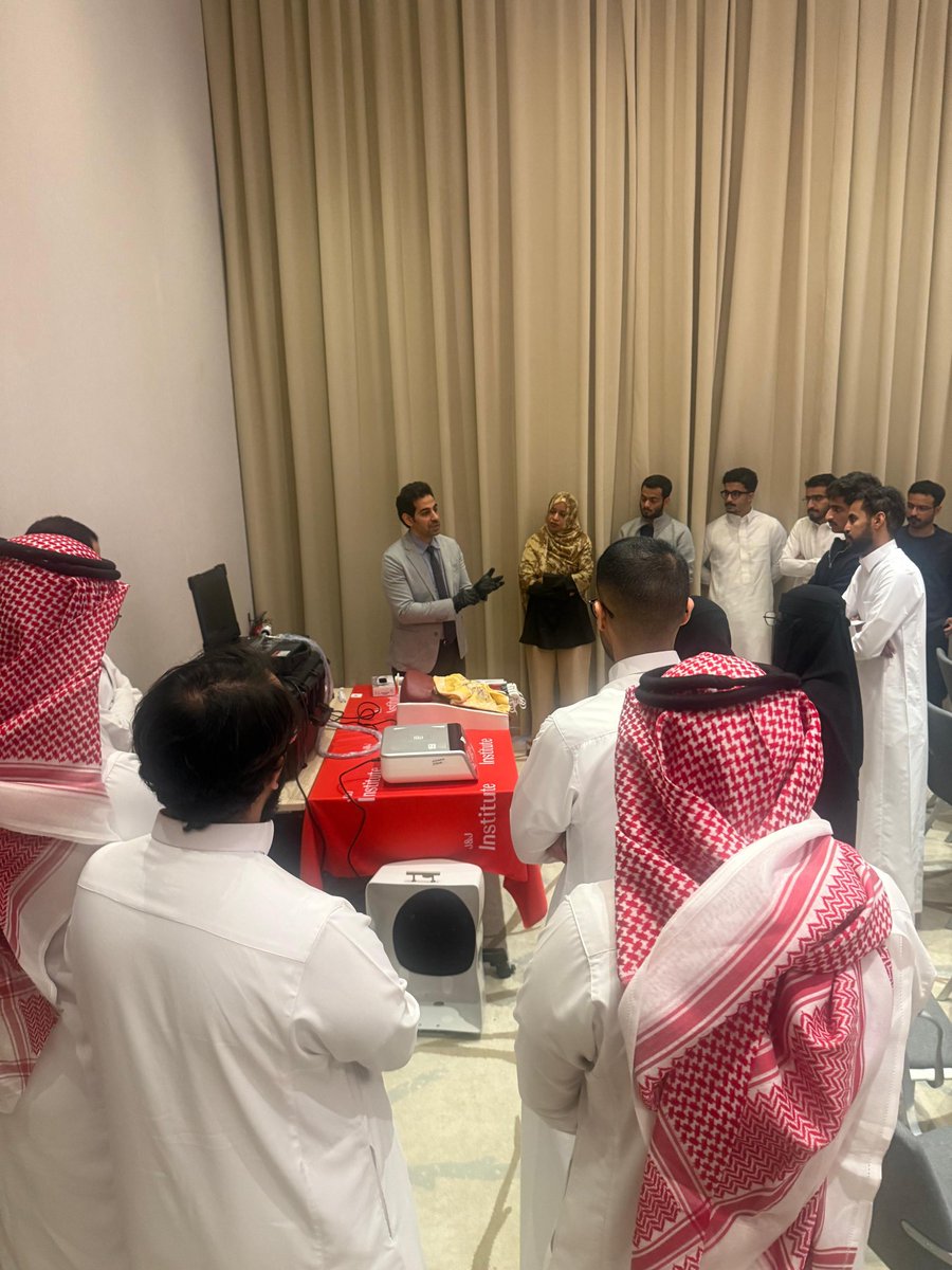 aotaib1's tweet photo. Inspired by the passion at OSCAR 7 in Abha! A dynamic day of lectures, debates, and hands-on dry lab in colorectal surgery. Grateful to the JNJ team &amp; Razan Dmis for their stellar support. #ColorectalSurgery #OSCAR7 #SurgicalTraining #Ethicon #MedicalEducation #Teamwork https://t.co/CvF1RauFSN