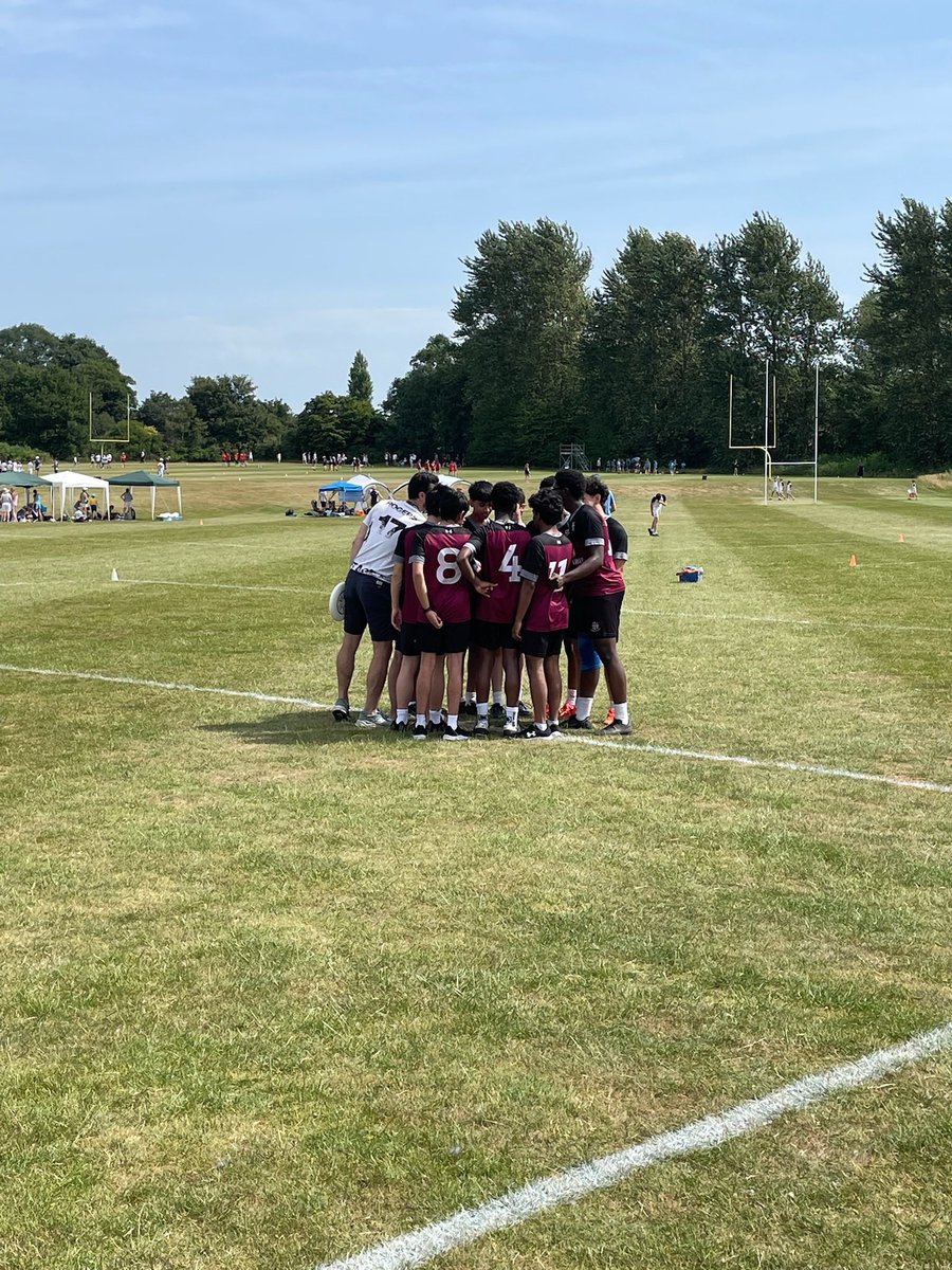 AGSFounded1598's tweet photo. 👏 Well done to our U17 Ultimate Frisbee team who finished 11th at the @uk_ultimate National Outdoor Champs!

A brilliant effort, including a sudden death win vs Tonbridge Tekkers! 🥏💥

Thanks to Mr &amp; Mrs Rogers for their support. Great work, team! 💪 #UltimateFrisbee #TeamAGS https://t.co/nEht9Z4Dyy