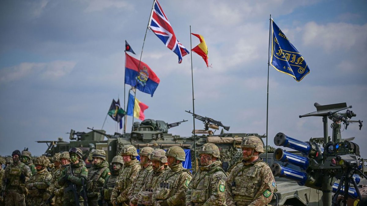1️⃣ ¿Por qué la OTAN quiere que gastemos un 5% del PIB en defensa?
No es por tu seguridad. Es por sus beneficios.
Un hilo sobre chantaje, deuda y despilfarro militar. 👇