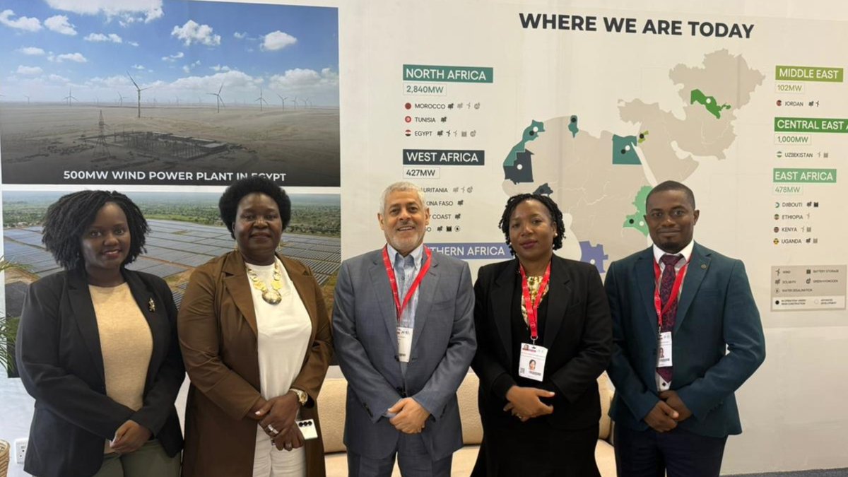 AMEA Power (@ameapower) on Twitter photo #AMEAPower was a lead sponsor and exhibitor at this year’s #AfricaEnergyForum. Our team engaged w/ stakeholders across the region, including Her Excellency <a href="/HonNankabirwa/">Hon. Ruth Nankabirwa</a> , the Minister of <a href="/MEMD_Uganda/">Ministry of Energy & Mineral Development</a>. Our 24MWp Solar PV project in Uganda, is currently under construction. #AMEAPower was a lead sponsor and exhibitor at this year’s #AfricaEnergyForum. Our team engaged w/ stakeholders across the region, including Her Excellency <a href="/HonNankabirwa/">Hon. Ruth Nankabirwa</a> , the Minister of <a href="/MEMD_Uganda/">Ministry of Energy & Mineral Development</a>. Our 24MWp Solar PV project in Uganda, is currently under construction.