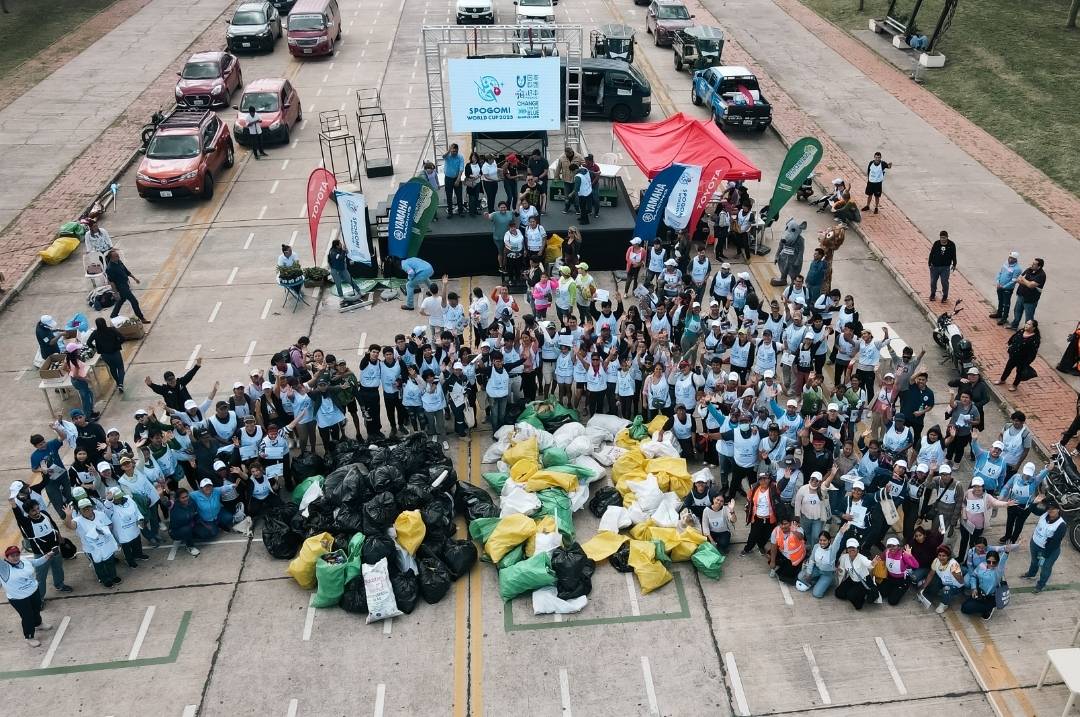 🎉#SPOGOMI ワールドカップ #ボリビア 予選速報🎉
サンタクルスで開催された予選が無事終了！
地球をキレイにするための熱い戦いが繰り広げられました🔥
📅 開催日: 2025/6/22
参加チーム37 チーム！
集まったごみの量は807kg にもなりました🗑️✨
参加してくれた皆さん本当にありがとうございました！