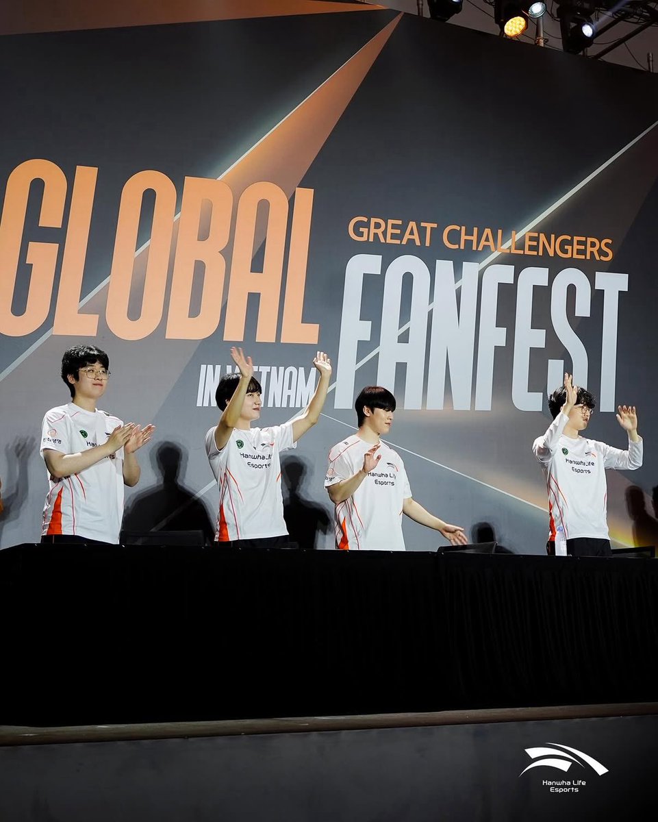 🐍✌🏻👍🏻👋🏻